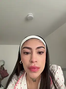 Chat +18 de Bonny_Eva ao vivo
