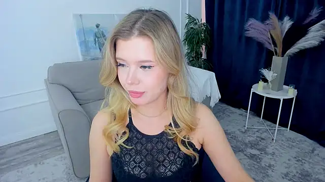 FollowLovee Live XXX-Chat