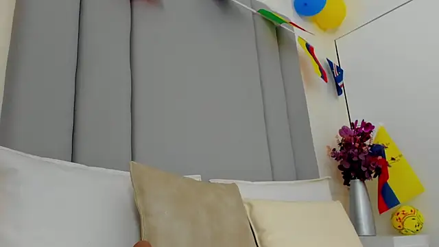 Chat XXX ao vivo de CannelaSmith