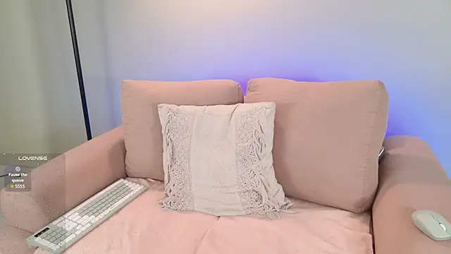 Vicky_kittyy élő XXX-chatje
