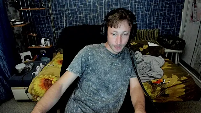 CuteBoy228 Chat XXX in diretta