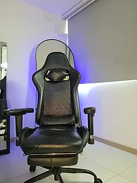 johnjaguar1_n Live XXX chat