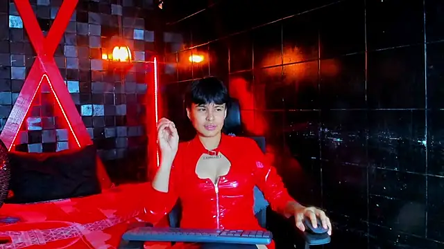 Chatroom XXX en direct de VioletFaith