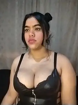 Bicky_24 Live XXX-Chat