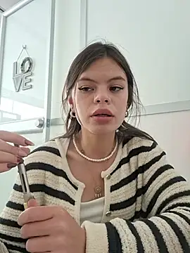 XXX chat uživo modela _Isabella-7