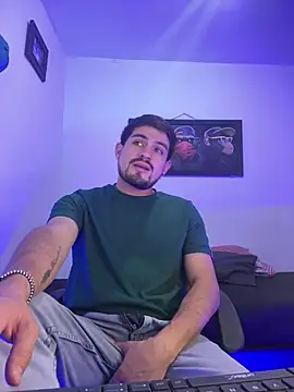 williamsmiiths16 Live XXX-Chat
