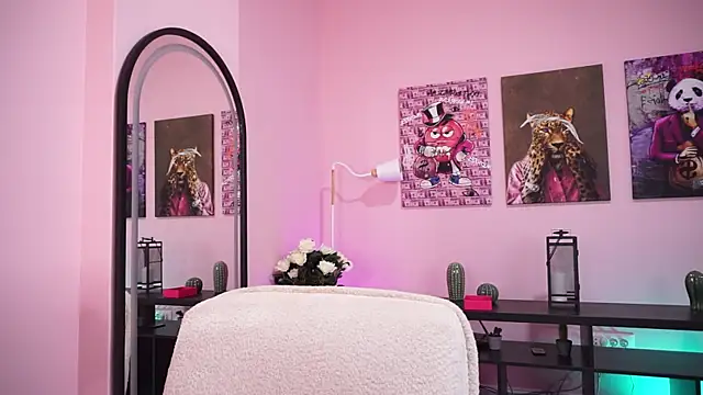 LeilaKali_ Adlı Modelin Canlı XXX Sohbeti