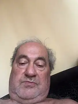 csikar's Live XXX Chat