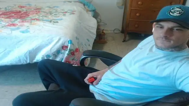 Chatroom XXX en direct de DADDY_KANE8---