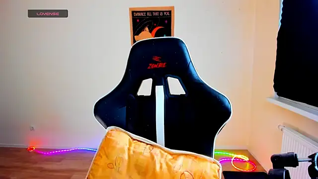 your_tora live XXX chat