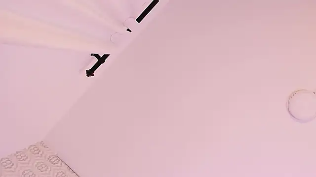 Mia_blackthorne's Webcam Show