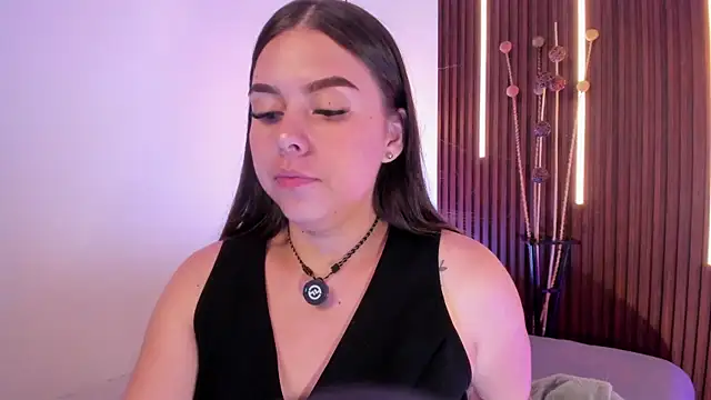 Živý XXX chat ArianaBaker