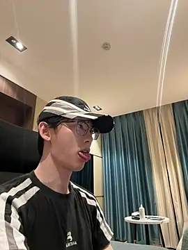 1a1a1alll's Live XXX Chat