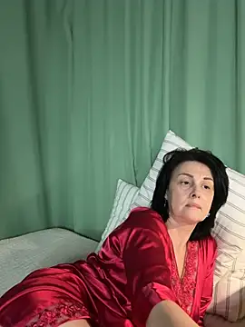 HotyEmily Chat XXX live