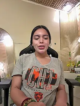 TS-SimplyTheBest Chat XXX live