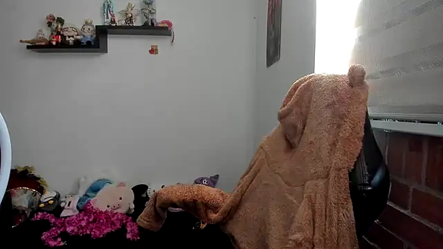 Shaddycute_ élő XXX-chatje