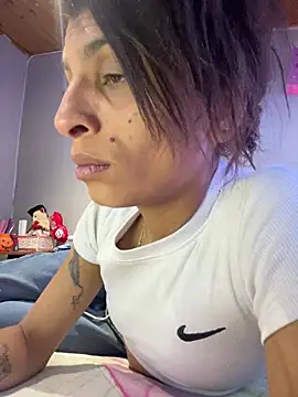 ImCrazzy Adlı Modelin Canlı XXX Sohbeti