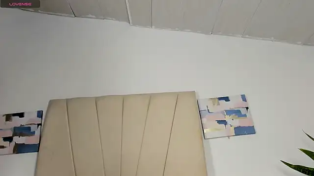 Sophia_Ebony 라이브 XXX 채팅
