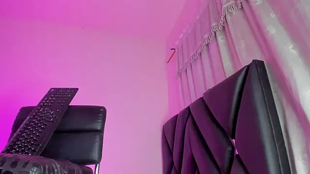 Онлайн чат XXX stephany_doll_