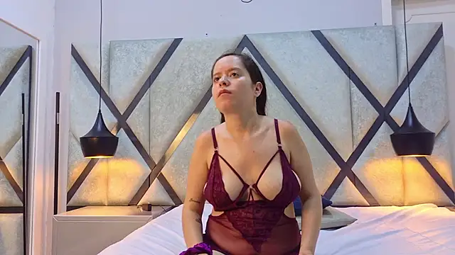 OliviaLaurent live XXX chat