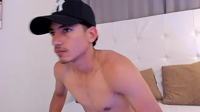 แชท XXX สดของ Alejo-and-Thiago