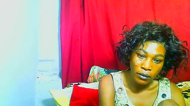Chatroom XXX en direct de freaky_naughty