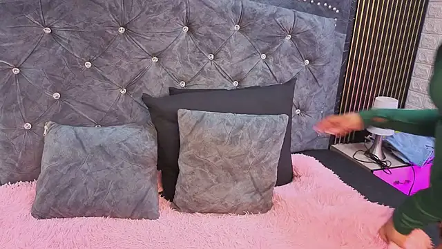 Онлайн чат XXX AlexandraNoxx