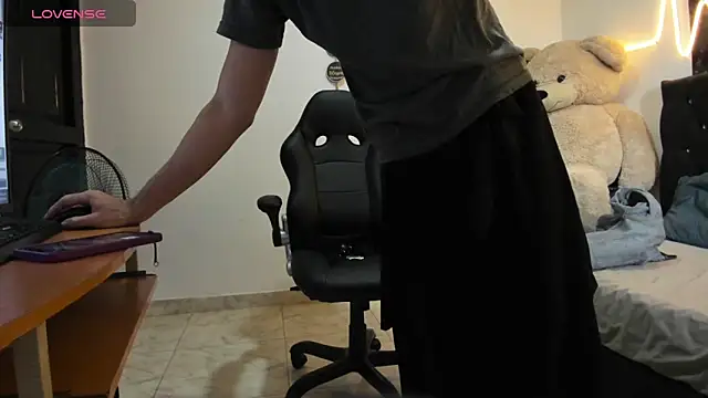 TEJON_tq Chat XXX in diretta