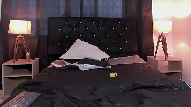 دردشة EvelynBlak1 الجنسية المباشرة