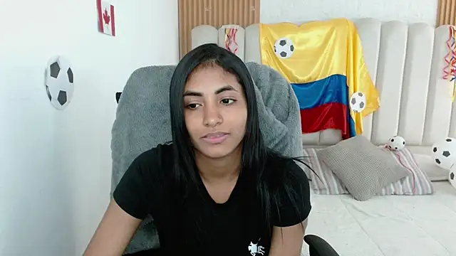 shaneelle Chat XXX live