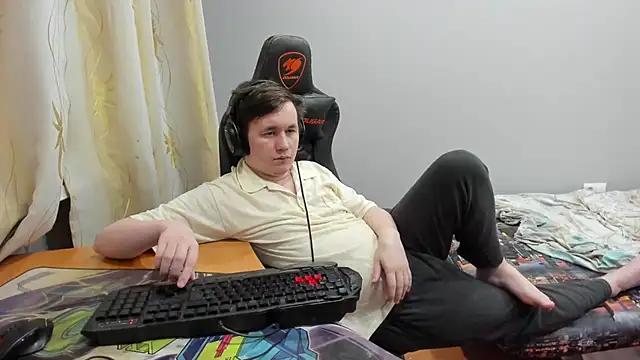 iliaskrislove Chat XXX in diretta