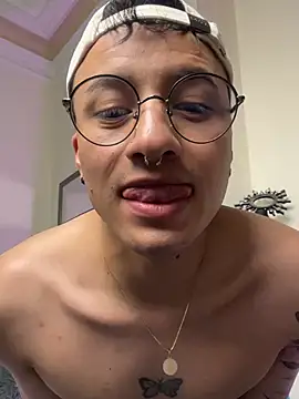 Alexander_Klain élő XXX-chatje