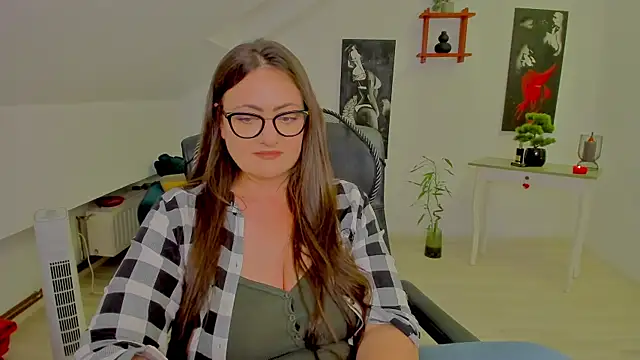 MistressDarrah – Naživo XXX chat