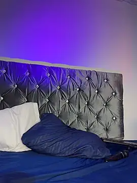 Aliceroys__ Adlı Modelin Canlı XXX Sohbeti