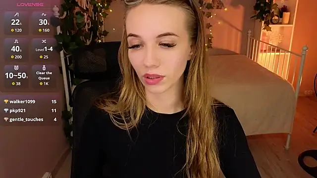 ToniRaymon's Live XXX Chat