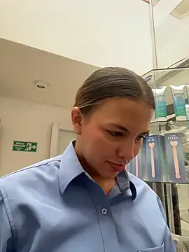 KateRousee's Live XXX Chat