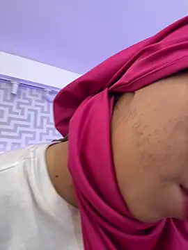 عرض كام naishaa_