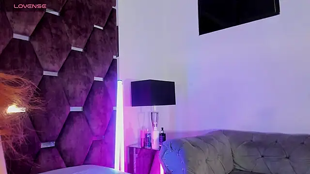 RossMildrey Live XXX-Chat