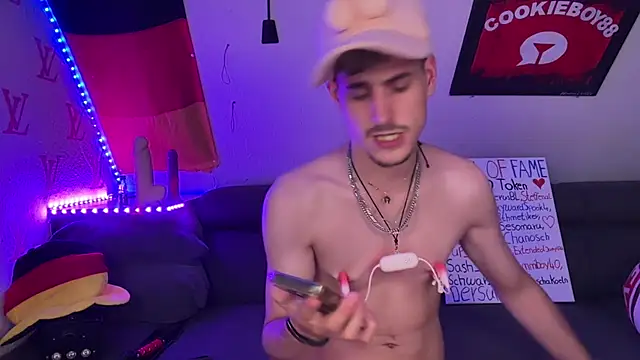 Czat XXX na żywo – Cookieboy88