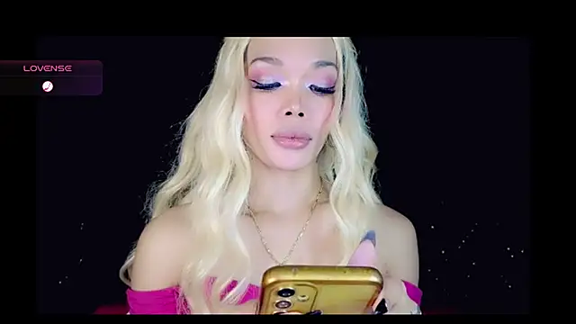 Chatroom XXX en direct de PRETTY_BIGCOCK1
