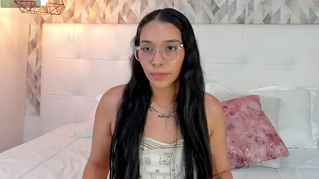 XXX chat uživo modela Roseaurora