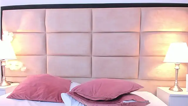 XXX chat uživo modela LiahRose_