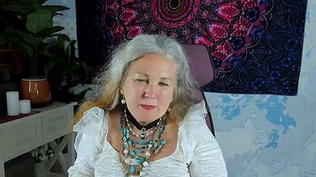 LilaMaharani's Live XXX Chat