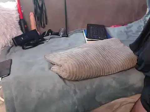 GoddessMonicaAngels' Live XXX Chat