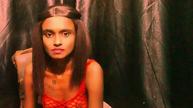 SassyXindian Adlı Modelin Canlı XXX Sohbeti