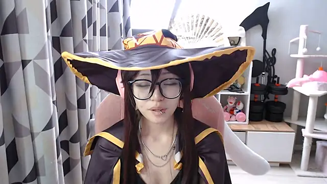 SaxonDibs' Live XXX Chat