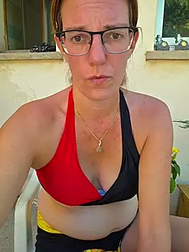 SpiceLea's Live XXX Chat
