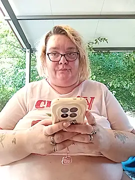 diosacurvy1984's Live XXX Chat