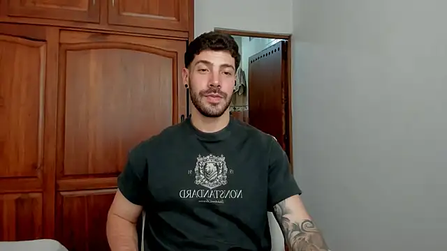 عرض كام Guyinthemountain