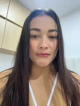 แชท XXX สดของ Tatiana123_